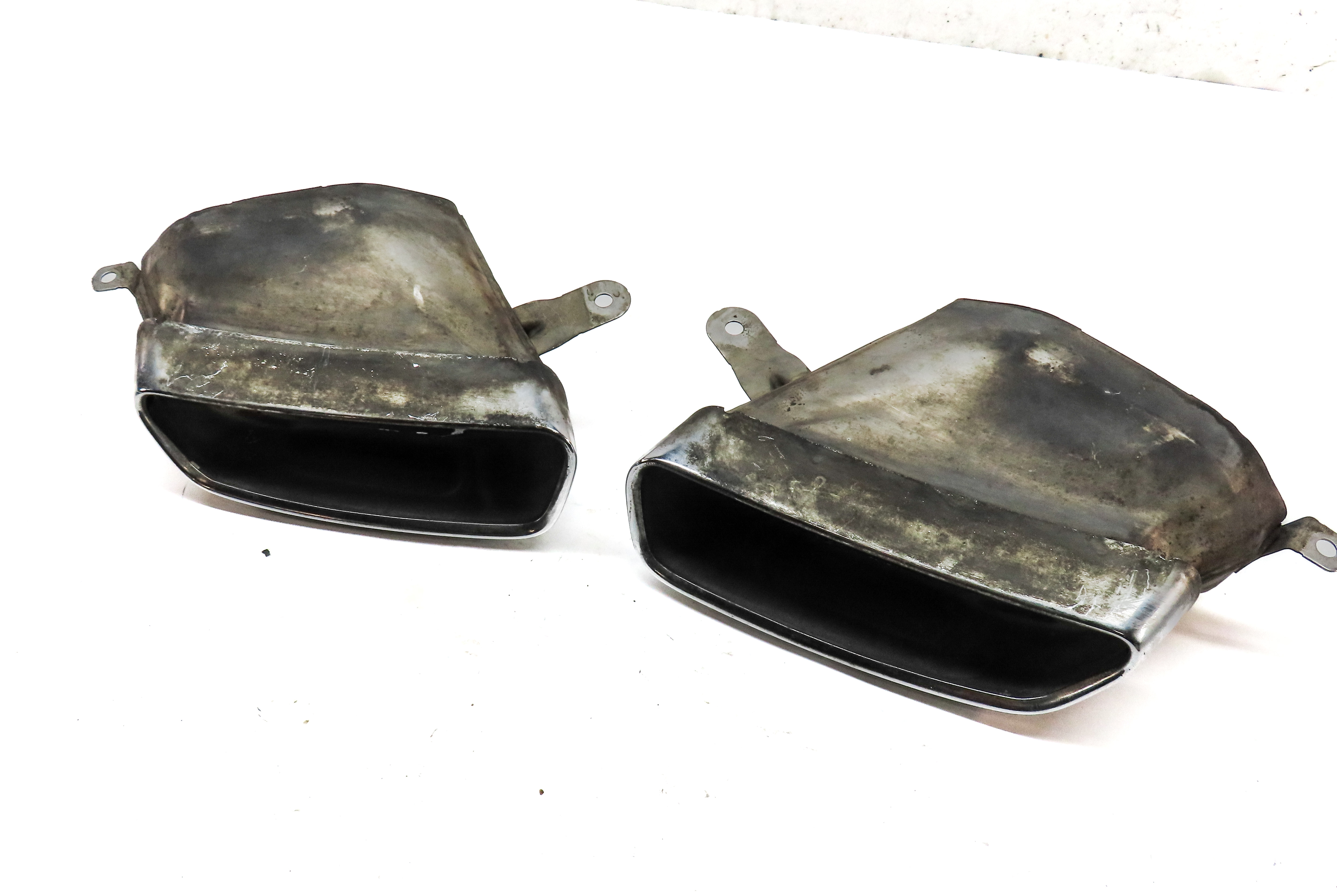 16-18 AUDI A6 C7 4G REAR MUFFLER EXHAUST TRIM TIP SET/ 2 (CHROME) — exact item pictured